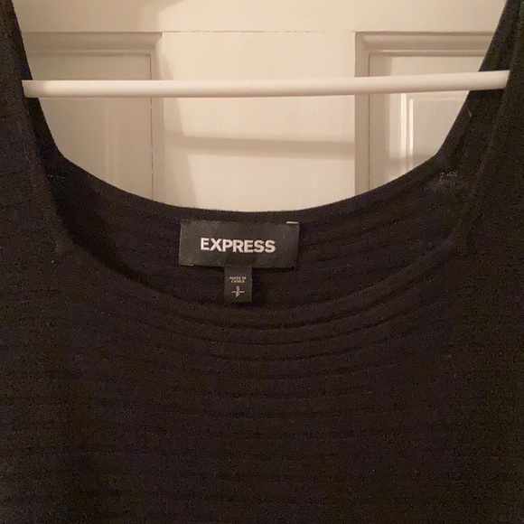 Express Top - Picture 3 of 4